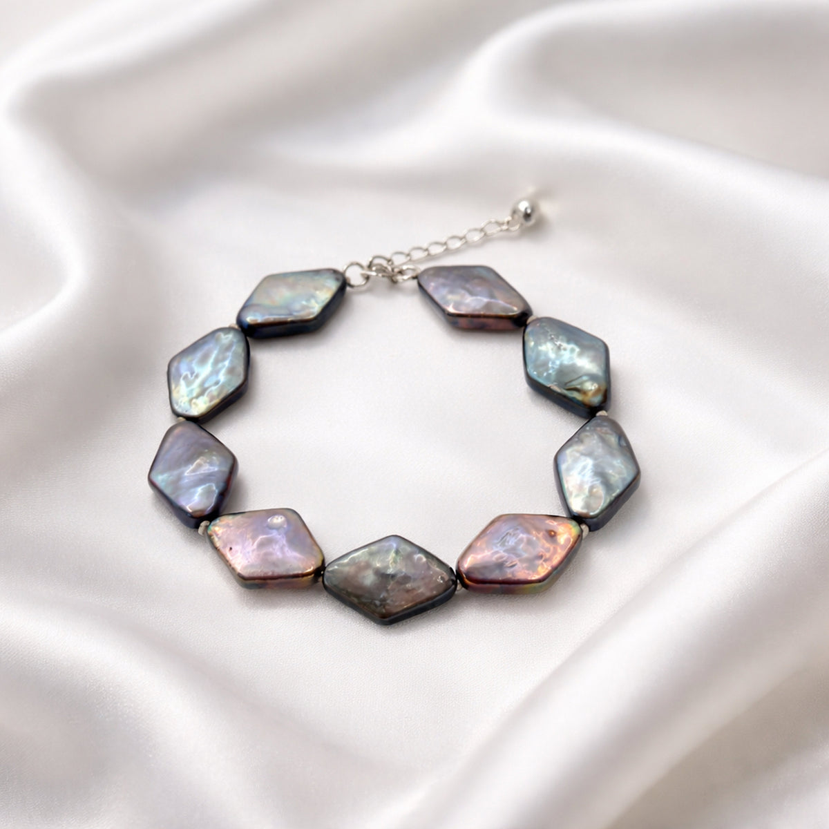 Apex dark blue pearl bracelet — navy 01