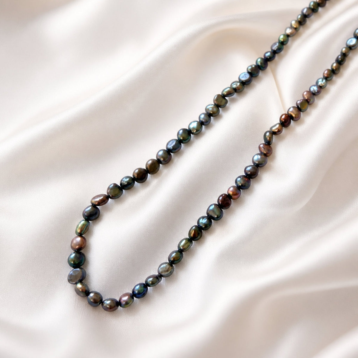 Black irregular freshwater pearl necklace in sterling silver — 06