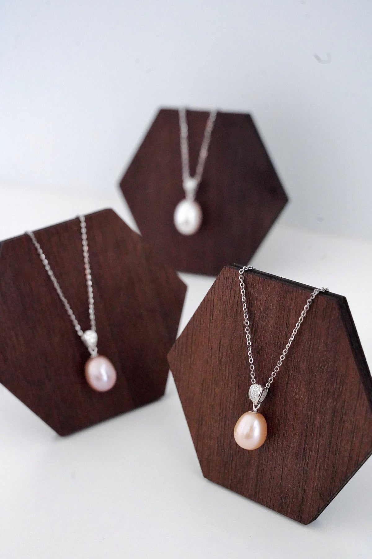 9mm Oval Freshwater Pearl & CZ Pendant Necklace Thoughtful Gift — 07